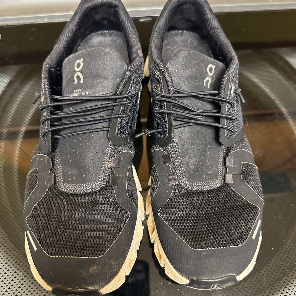 ON RUNNING WOMEN'S CLOUD 5